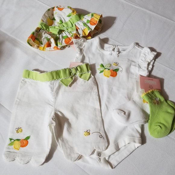 Gymboree Lemon Bumblebee NWT 3-6 month hat, socks, bodysuit & bottoms set.